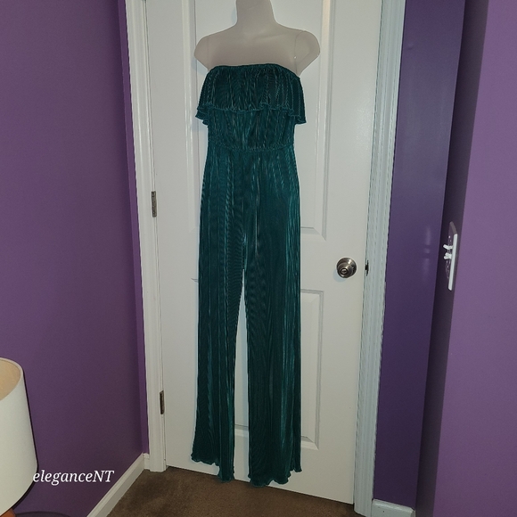 Fashion Nova Off Shoulder Teal Jumpsuit Sz: M - Picture 2 of 8